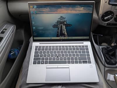 HP EliteBook 845 G8 - 09/10