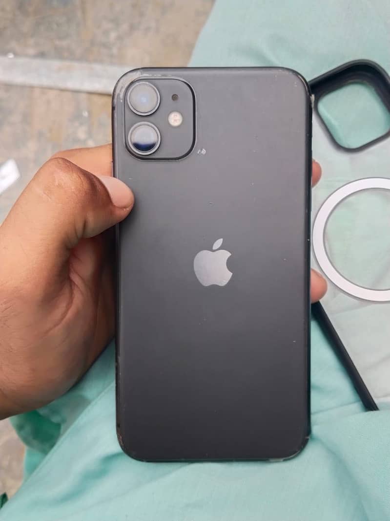 Apple iPhone 11 0