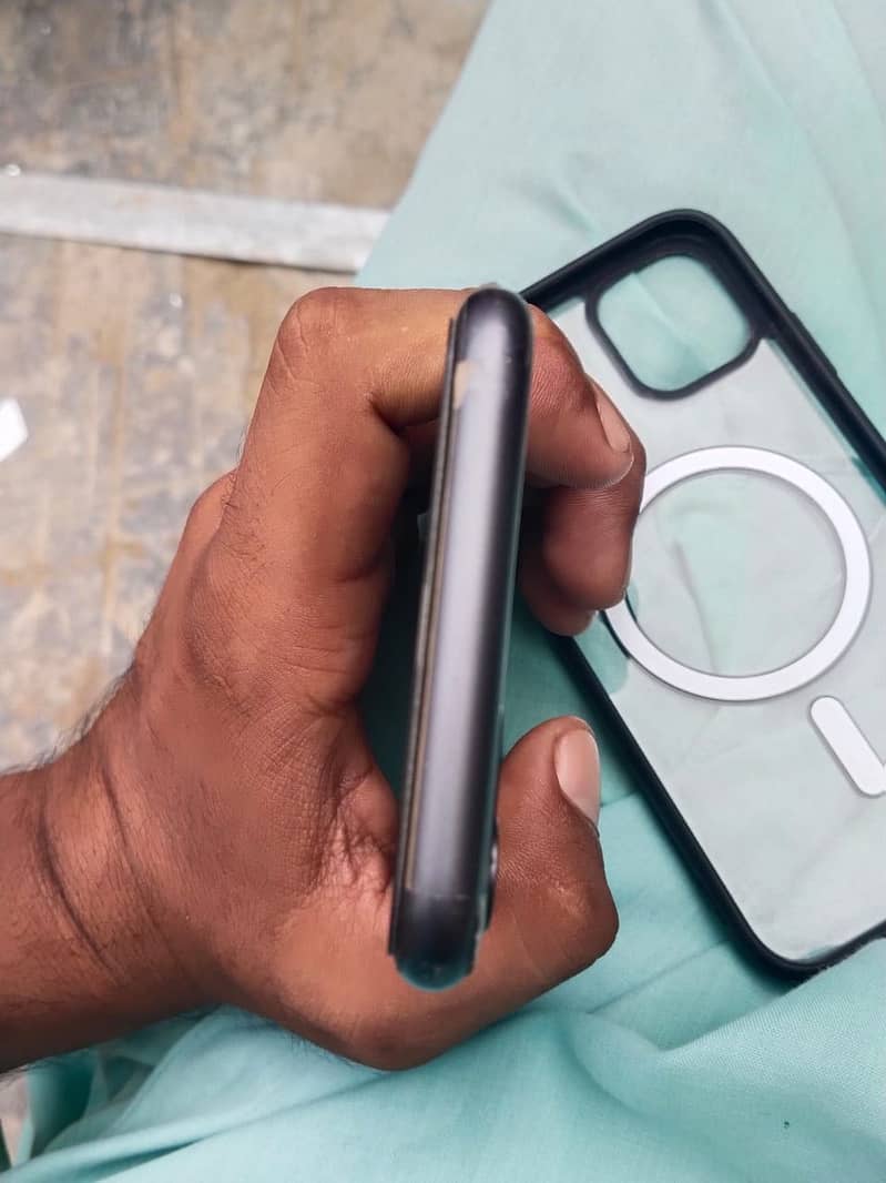 Apple iPhone 11 2