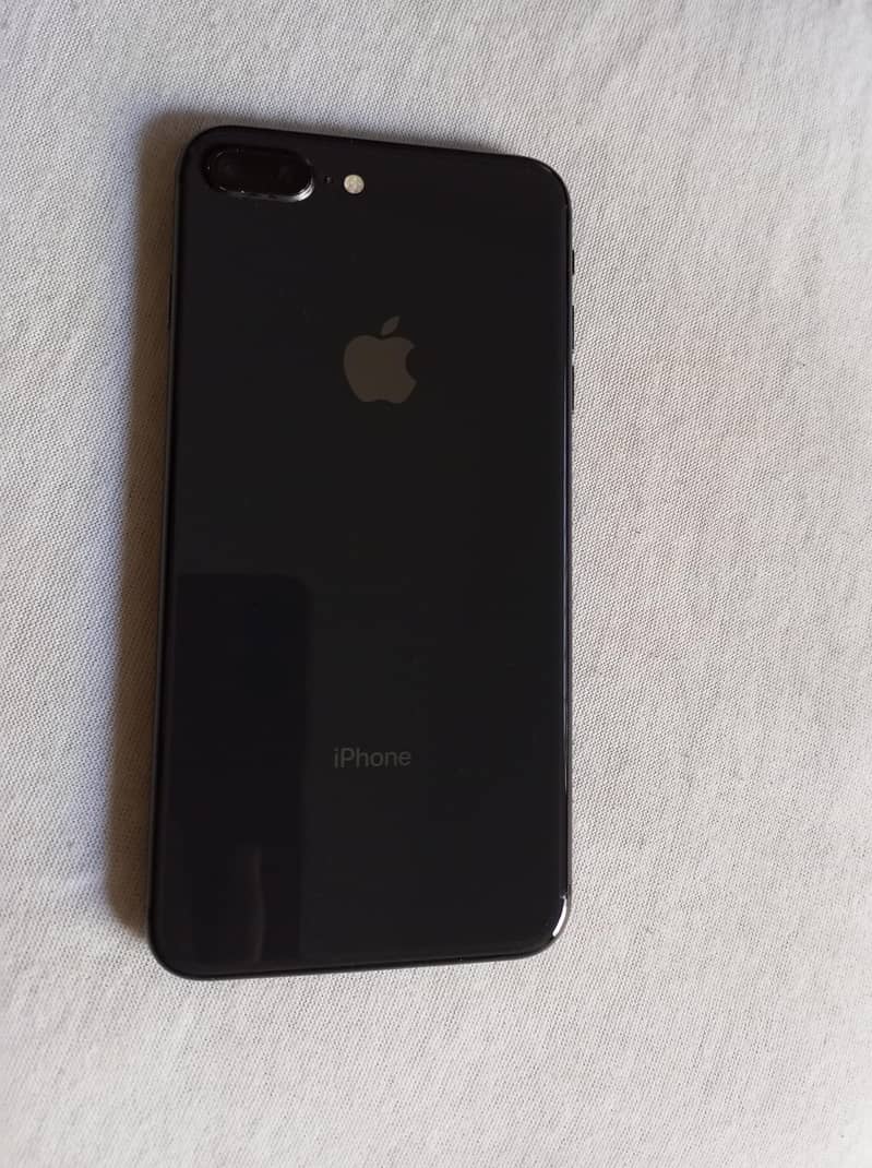 Apple iPhone 8 Plus 0