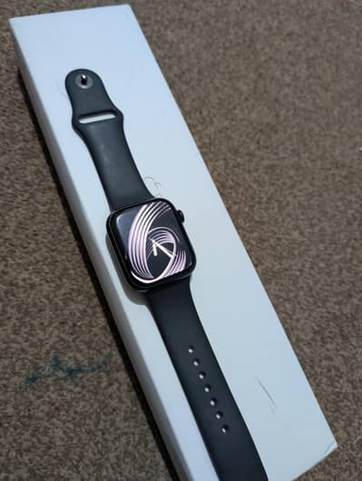 Apple Watch Series 8 - 45mm - Midnight Aluminum - 88% Battery Health