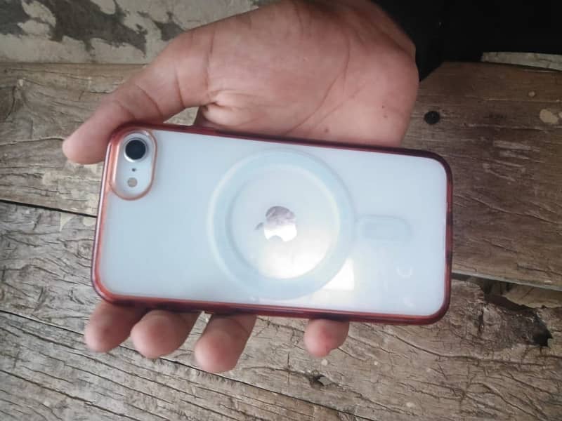 Apple iPhone SE 6
