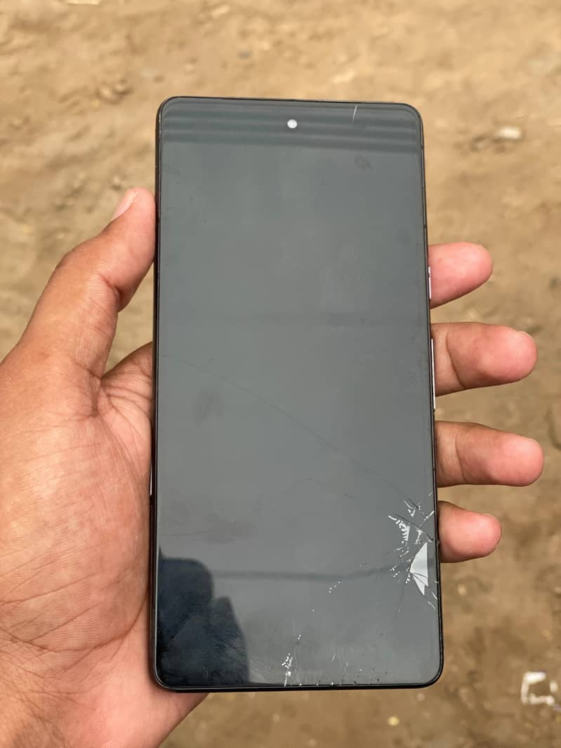 Google Pixel 7 4