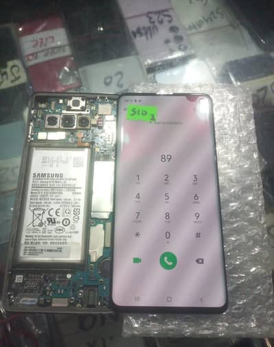 Samsung S10 Screen (Dot Picture Mai Dekh skta hai )