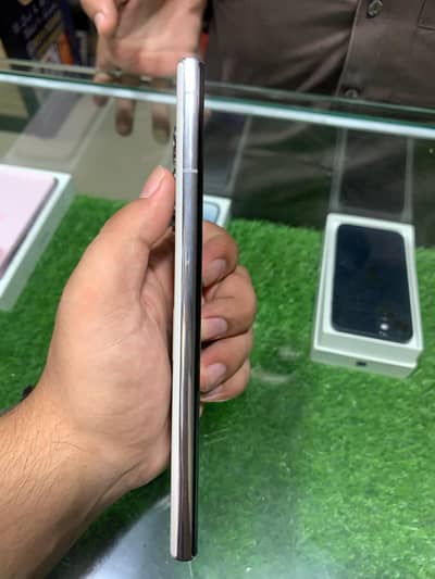 Samsung Mobile S22 Ultra