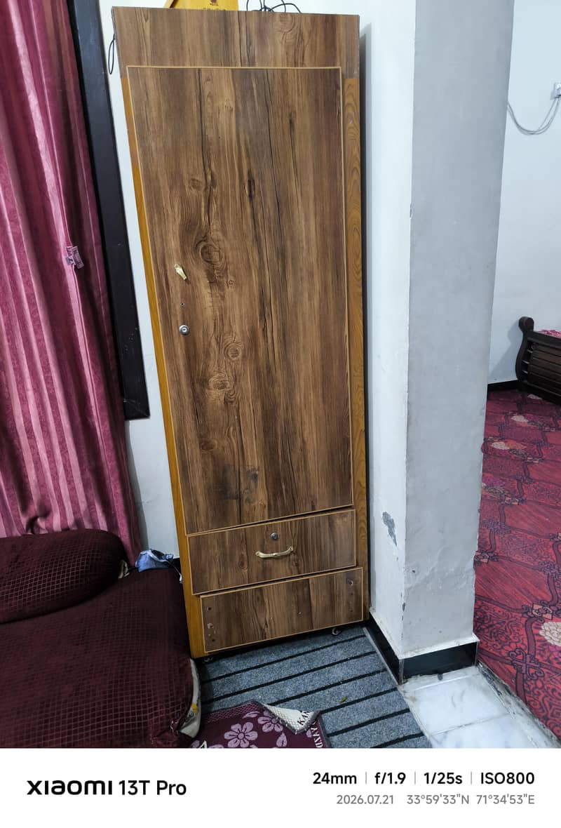 wardrobe 3