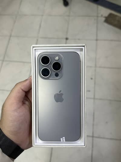 iPhone 15 pro with box nan pta factory unlock 