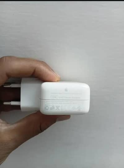 Iphone 10W original adaptor