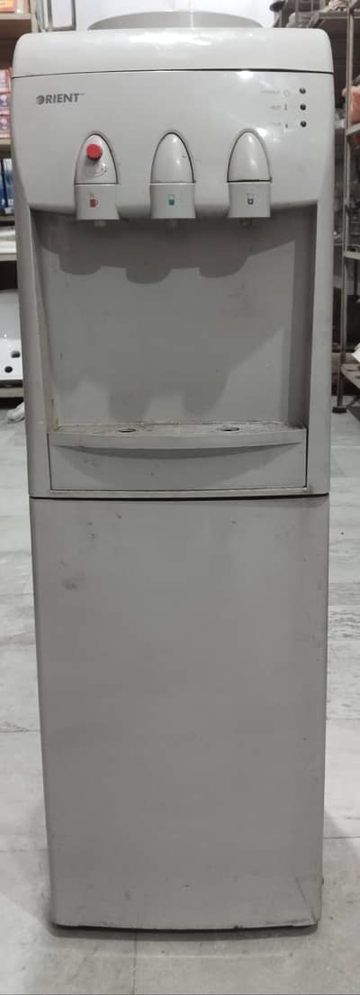 Orient water dispenser