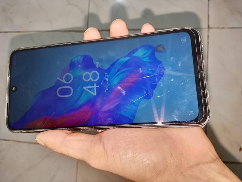 tecno camon 18t 3