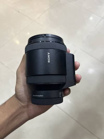 Sony SELP 18200
