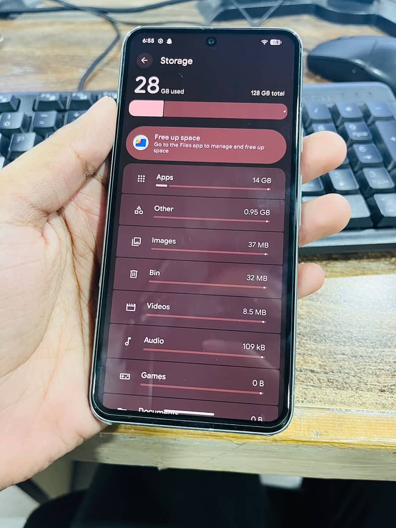 Google Pixel 8 6