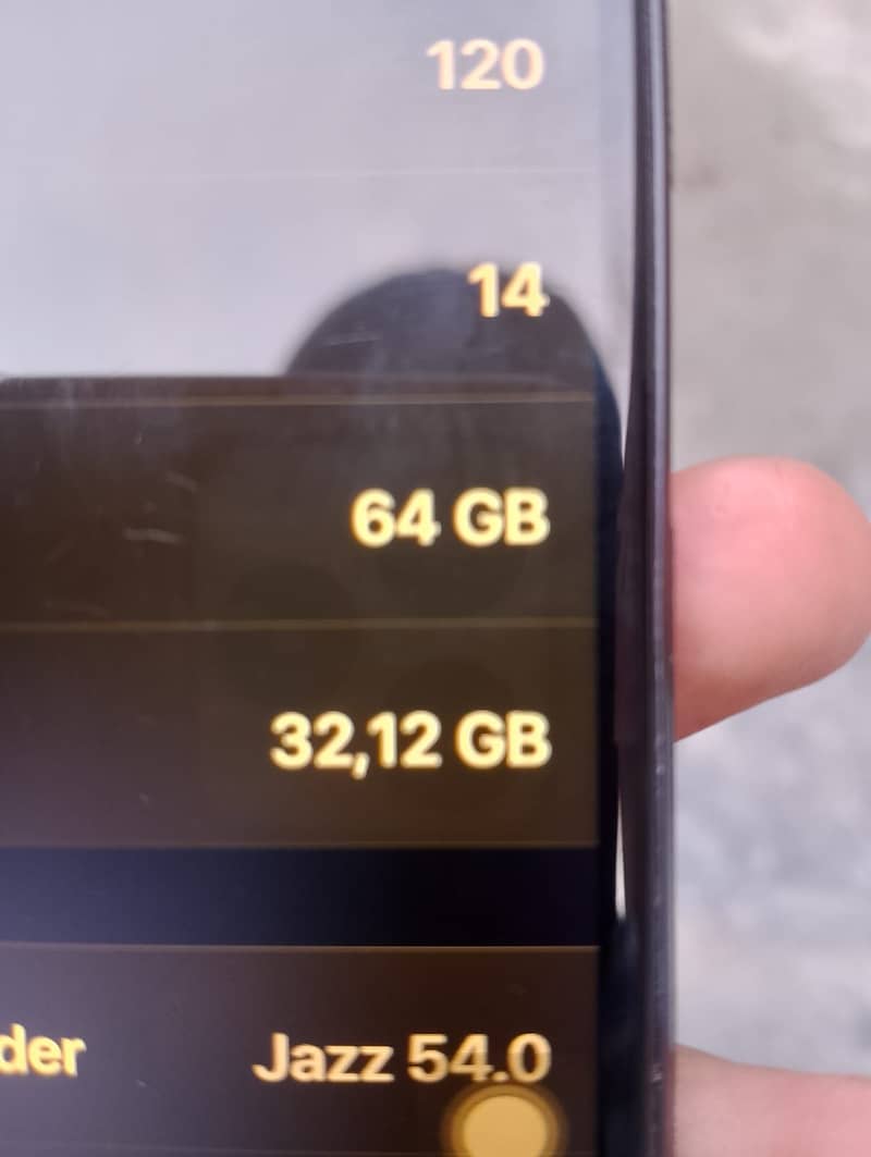 Apple iPhone 8 6