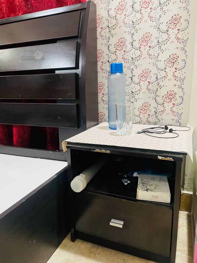 king side bed 3