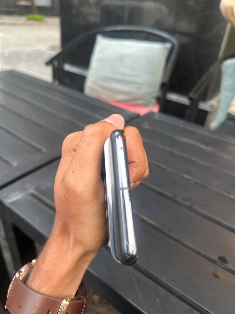 Google Pixel 8 Pro 3