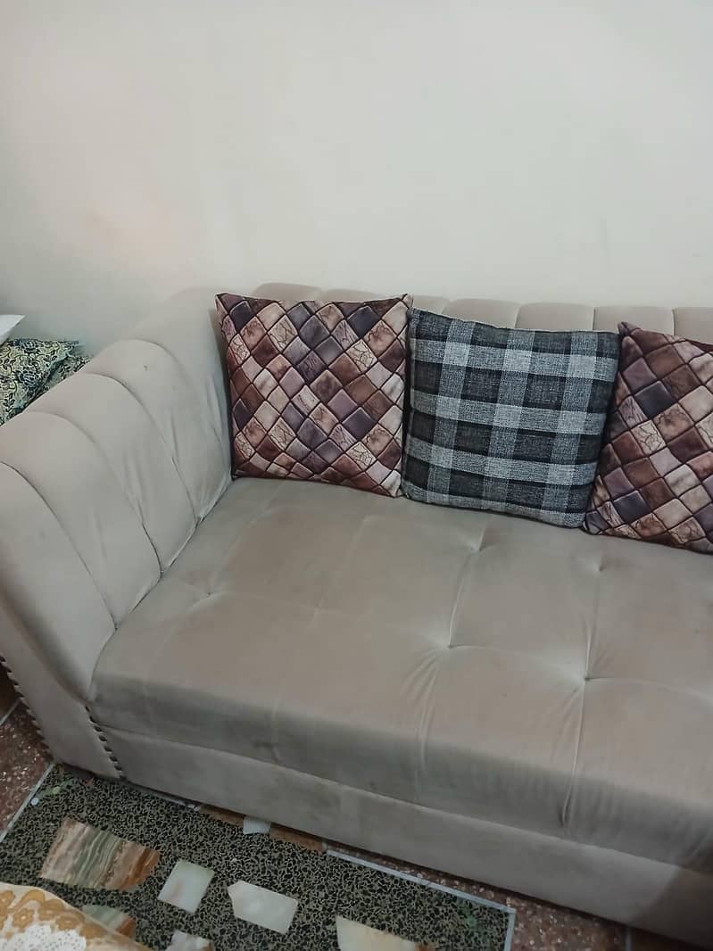 2 seater sofa 3