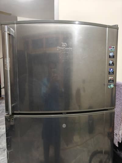 Dawlance fridge full size