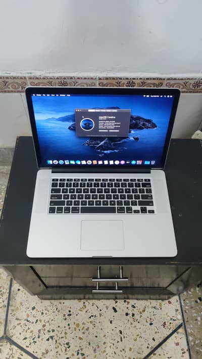 Macbook Pro 2012/15.4 and 8/256 Gb SSD with 1Gb Geforce GT 650M