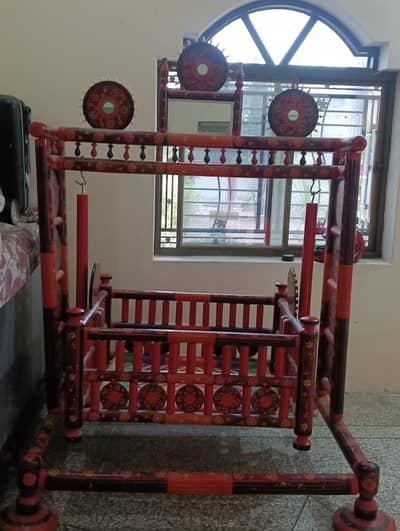 Luxury Chinioti Wooden Pangora / Jhoola – Excellent Condition