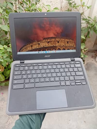 Acer Chromebook C732  4/32 Playstore