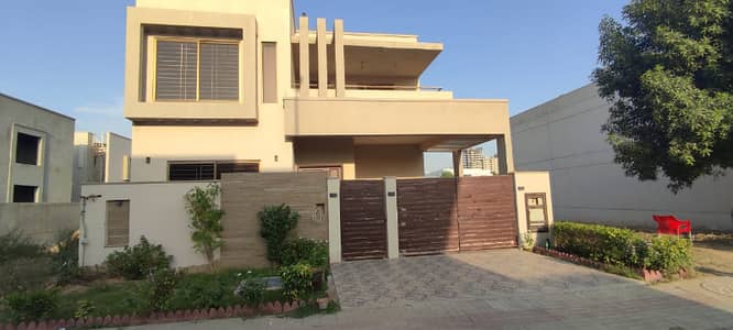 250sq yards 5bed Rooms luxury Villa Private Construction brand new villa available foe sale in precinct 6 BTK.