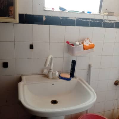 room avalible for rent b block satellite town rawalpindi