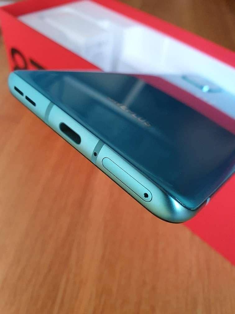 One Plus 8T 7