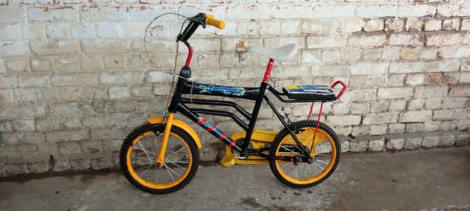 Cycle Brand new condition (1 year)