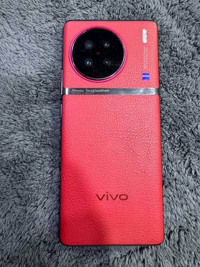 Vivo X90s