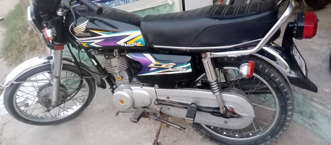 20 model Honda 125 complete documents good condition