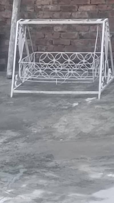 iron baby  swing