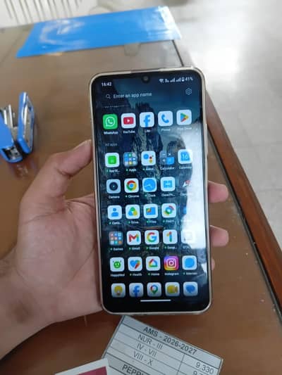 Realme Note60 4/128 with box