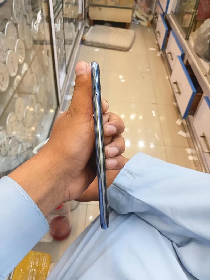 Vivo V21e 2