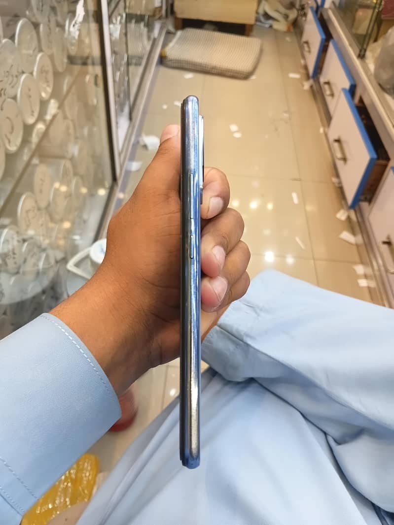 Vivo V21e 3