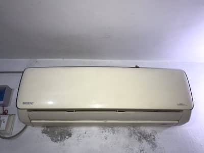 1.5 ton Orient Inverter Split AC for Urgent sale