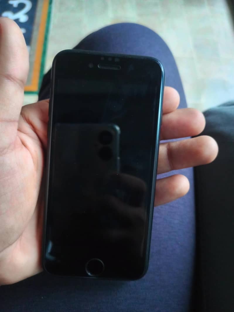 Apple iPhone SE 2