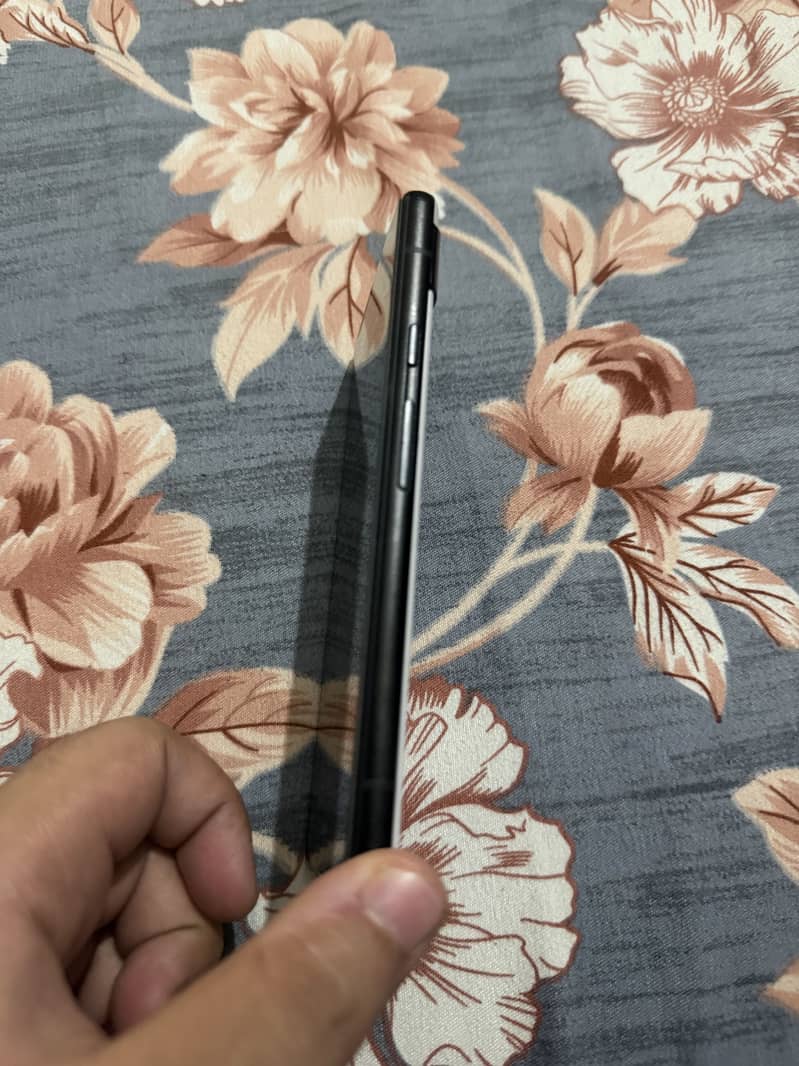 Google Pixel 6a 3