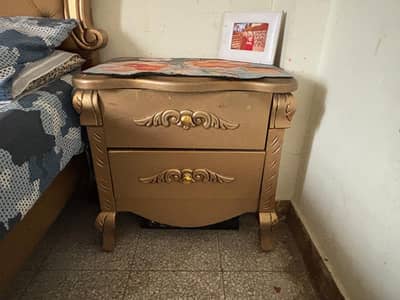 bed dressing said tables full set