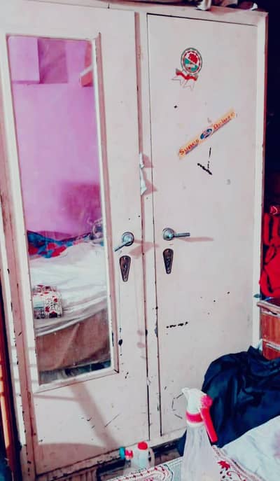 double door Lohe ki almari