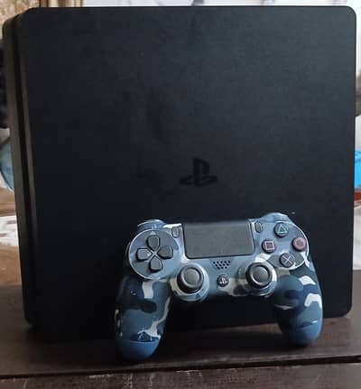 Ps4 500gb, and 1 controller