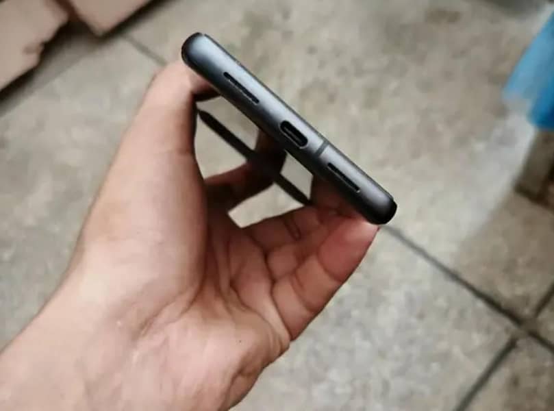 Google Pixel 7 4