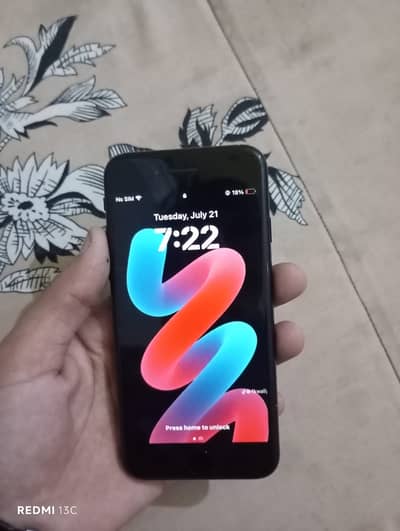 i phone se 2020 128gb MDM