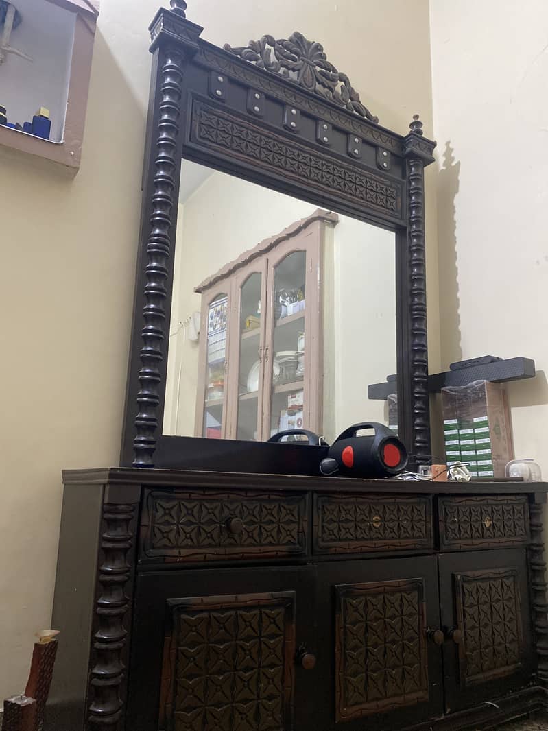Dressing Table 1