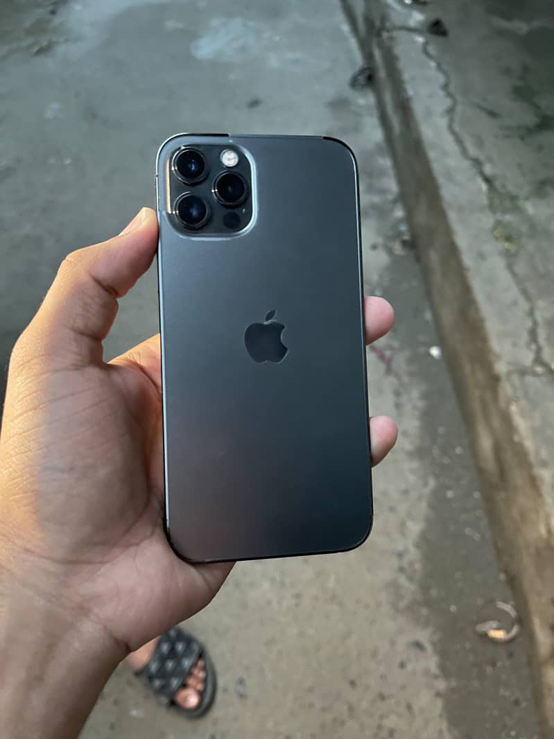 Apple iPhone 12 Pro 0
