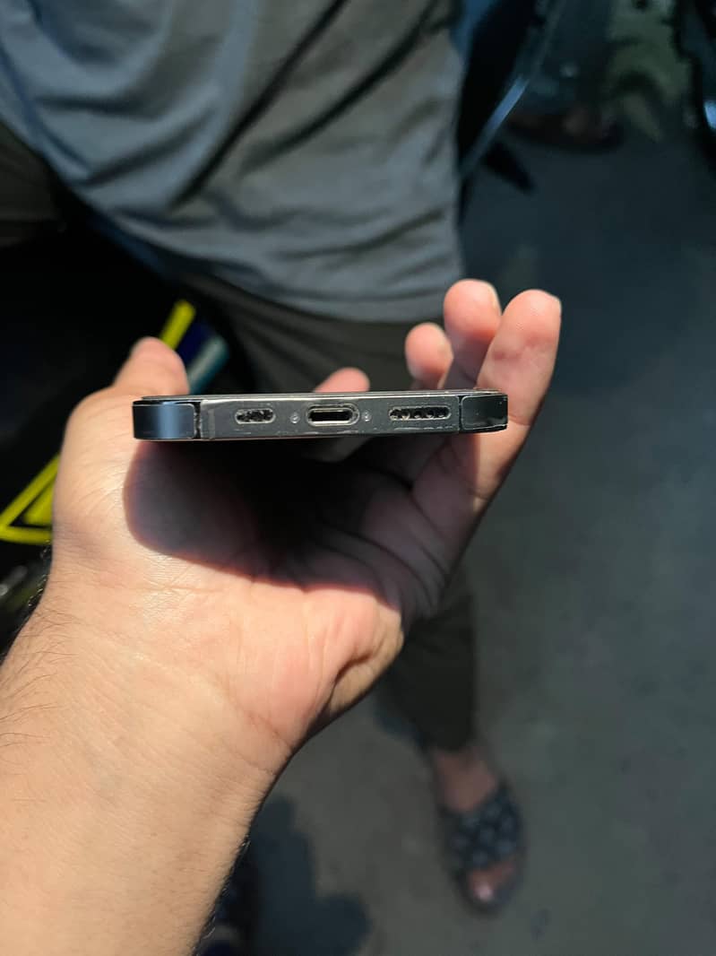 Apple iPhone 12 Pro 3