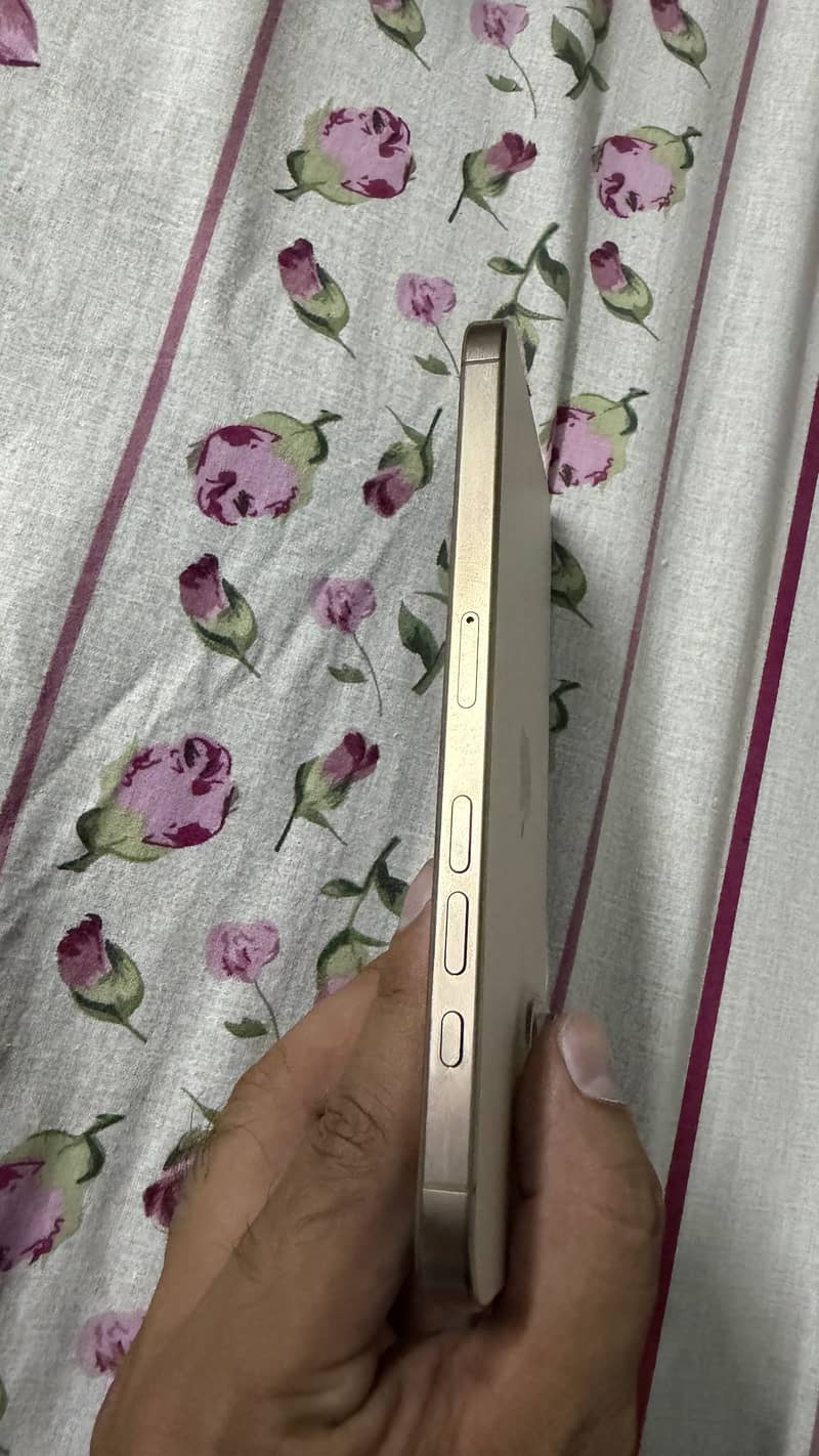 Iphone 16 pro max 3