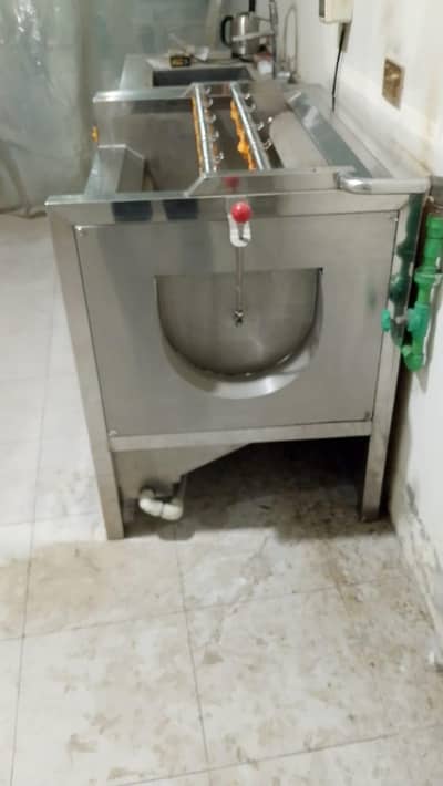 Potato washer machine