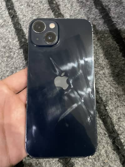 Apple iPhone 13
