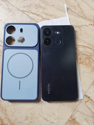 Infinix smart 7 4/64 with box charging cable