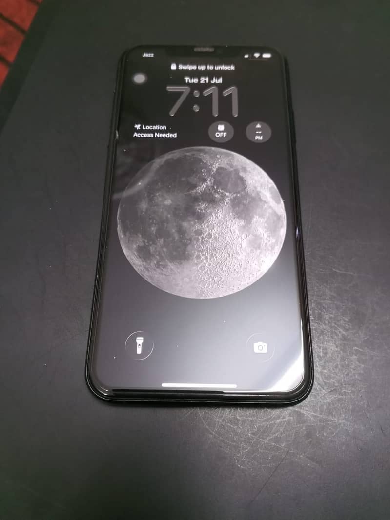 Apple iPhone 11 Pro Max 0
